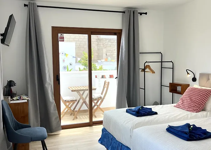 게스트하우스 Envrooms 3*